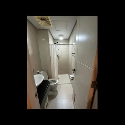 Apartahotel Near Naia Terminal 3 Migs Staycation